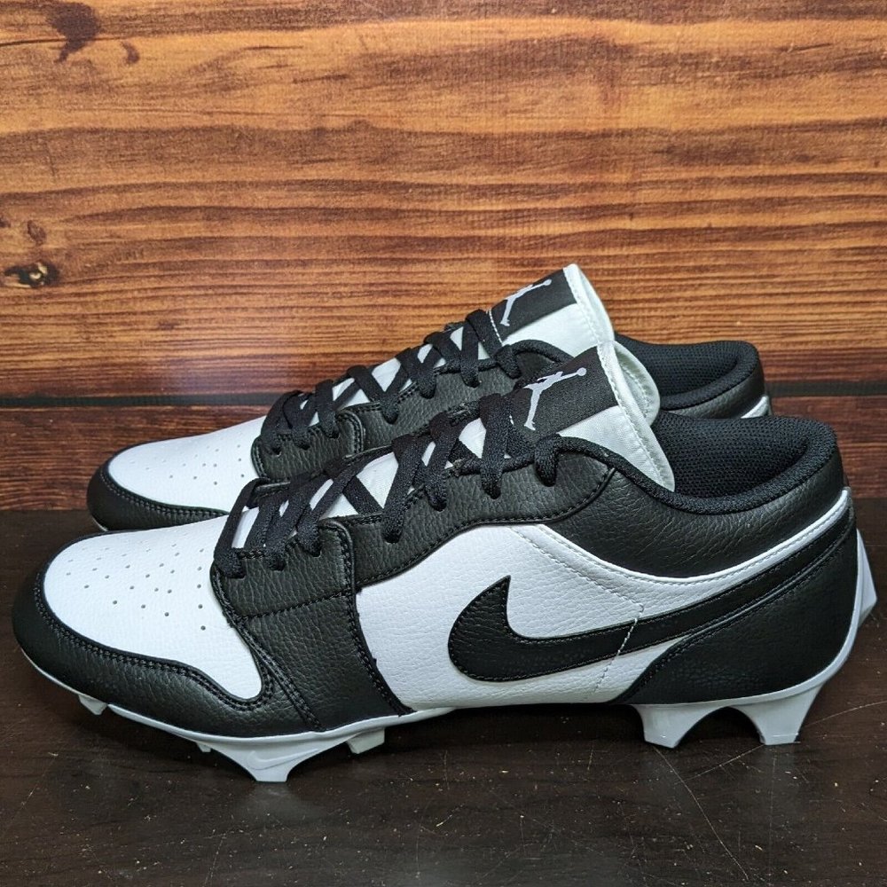 Nike Air Jordan 1 Low TD Men's 14 Panda White Black football cleats FJ6245-100 - Picture 4 of 9